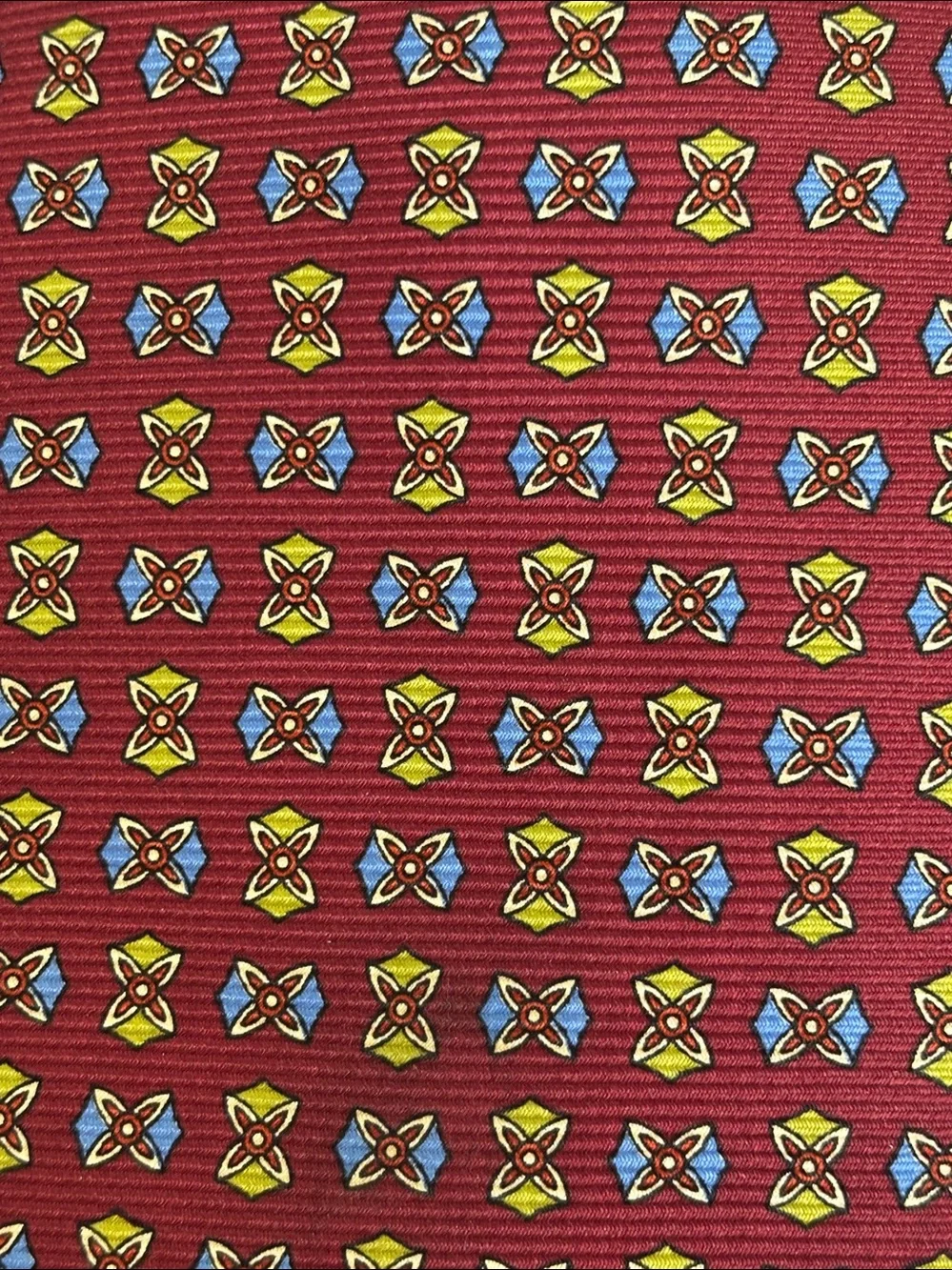 Truzzi Milano 100 % silk tie designed exclusively for Barneys New York,